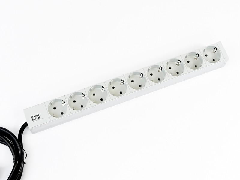 Bachmann IT PDU 9x prize Schuko, in Schuko, impamantare