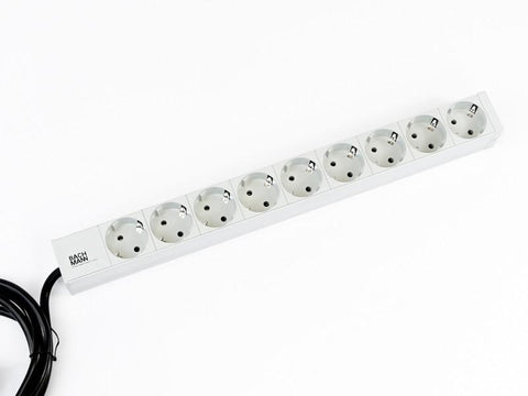 Bachmann IT PDU 9x prize Schuko, in Schuko, impamantare